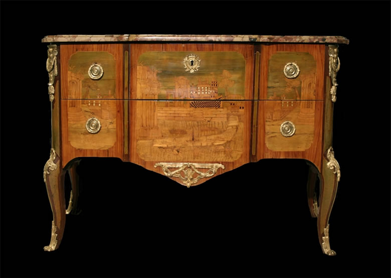 Fine Transitional marquetry commode