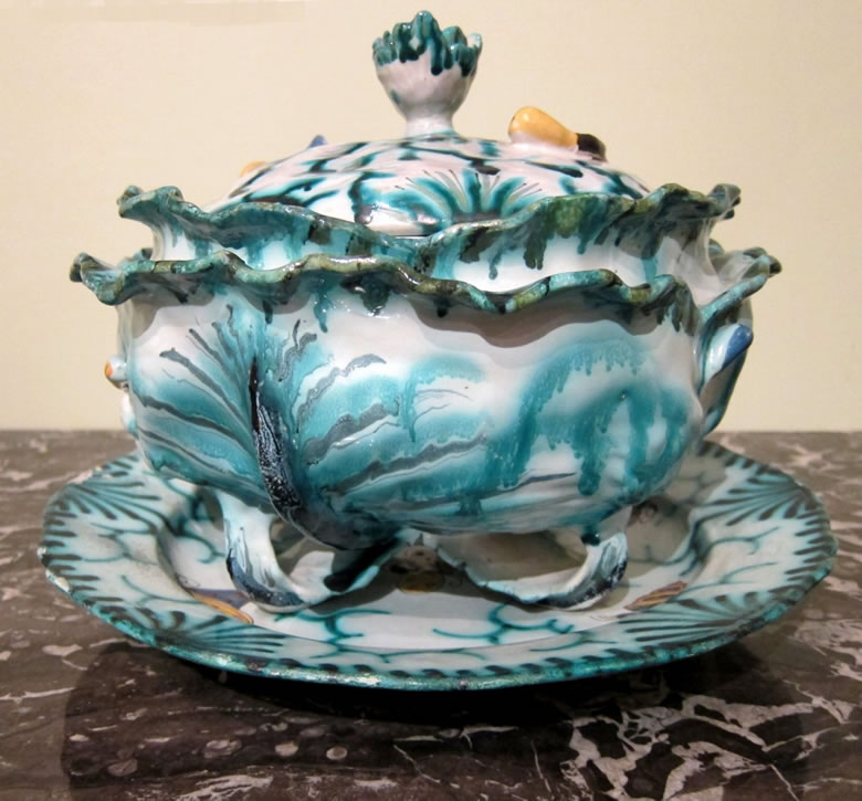 Mombaers faience cabbage-form tureen